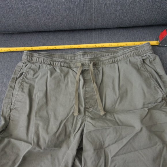 Gap Khaki 100% Cotton Made in Bangladesh Shorts Size M - Picture 10 of 14